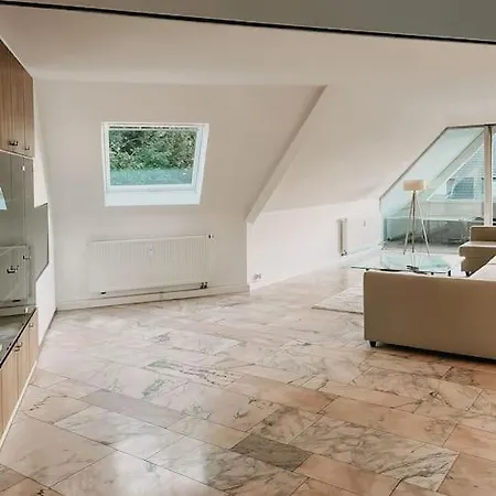 Wohnen Im 3 Laendereck! Essen, Muelheim, Oberhausen. Bsdg Apartment *