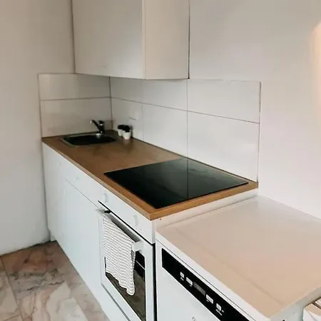 شقة Wohnen Im 3 Laendereck! Essen, Muelheim, Oberhausen. Bsdg *