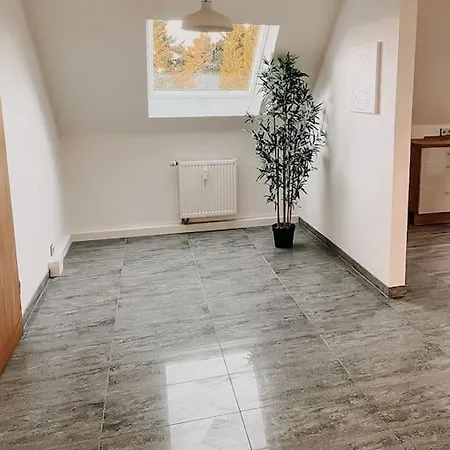 Apartment Wohnen Im 3 Laendereck! Essen, Muelheim, Oberhausen. Bsdg