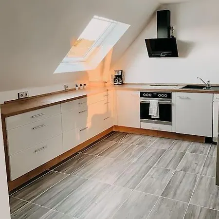 Wohnen Im 3 Laendereck! Essen, Muelheim, Oberhausen. Bsdg Apartment Essen