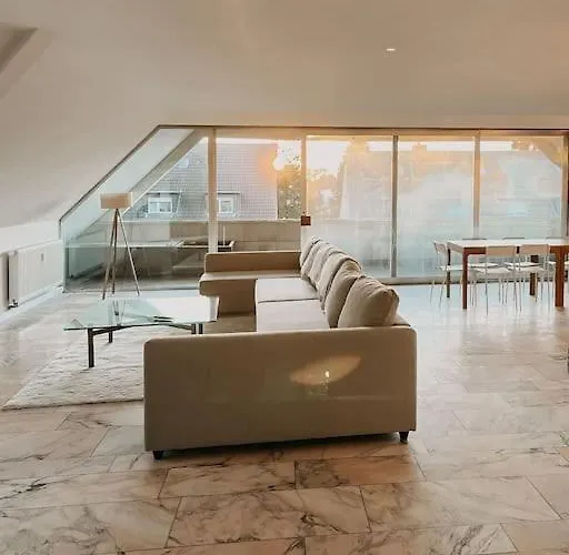 Wohnen Im 3 Laendereck! Essen, Muelheim, Oberhausen. Bsdg 에센