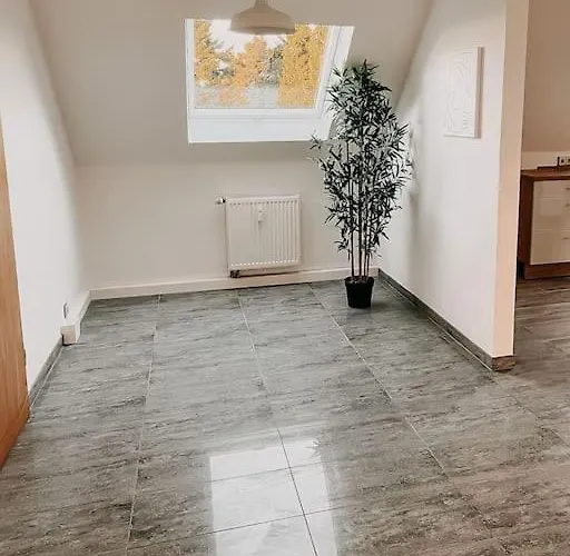 Lejlighed Wohnen Im 3 Laendereck! Essen, Muelheim, Oberhausen. Bsdg